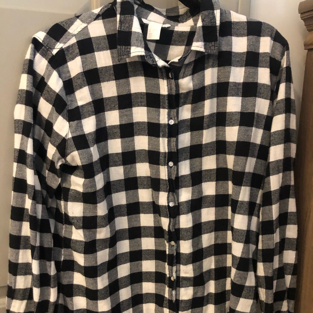 Black and white checkered button down flannel